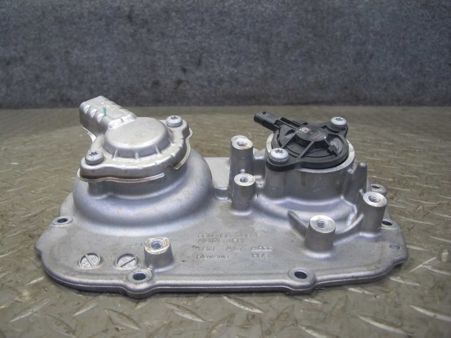 2017-2023 Porsche Panamera 971 2.9L Engine Left & Right Upper Timing Cover Set