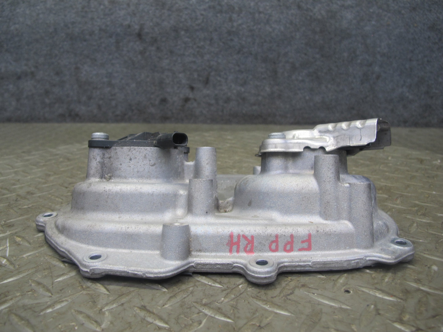 2017-2023 Porsche Panamera 971 2.9L Engine Left & Right Upper Timing Cover Set