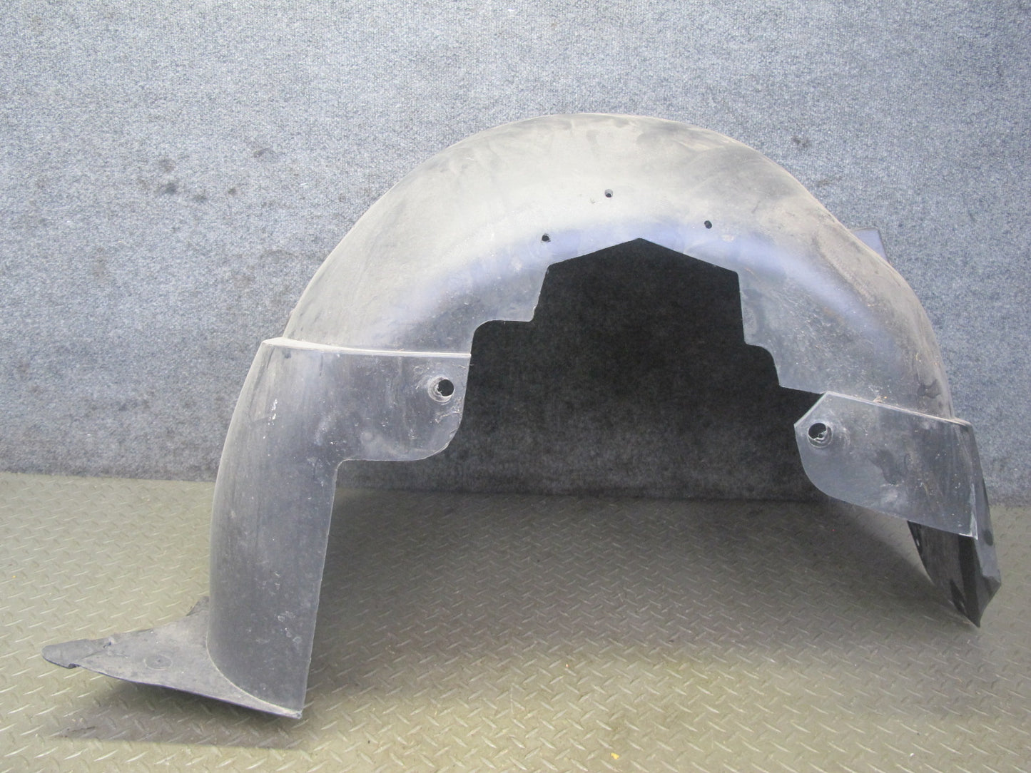 06-09 Pontiac Solstice 2.4L Front Right Fender Liner Splash Shield Guard OEM