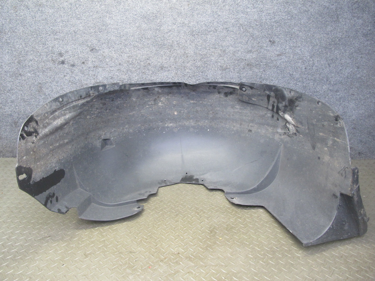 06-09 Pontiac Solstice 2.4L Front Right Fender Liner Splash Shield Guard OEM