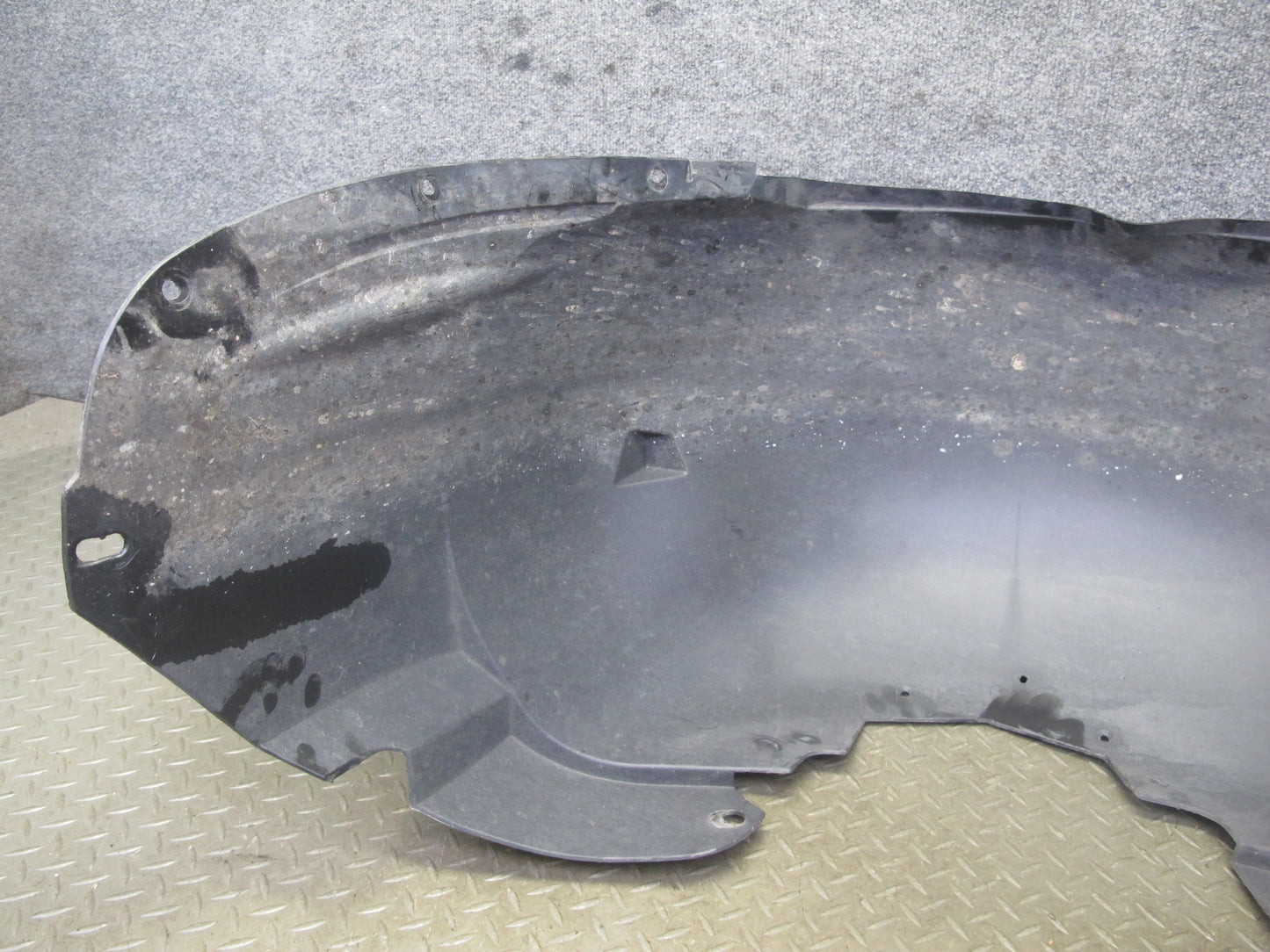 06-09 Pontiac Solstice 2.4L Front Right Fender Liner Splash Shield Guard OEM