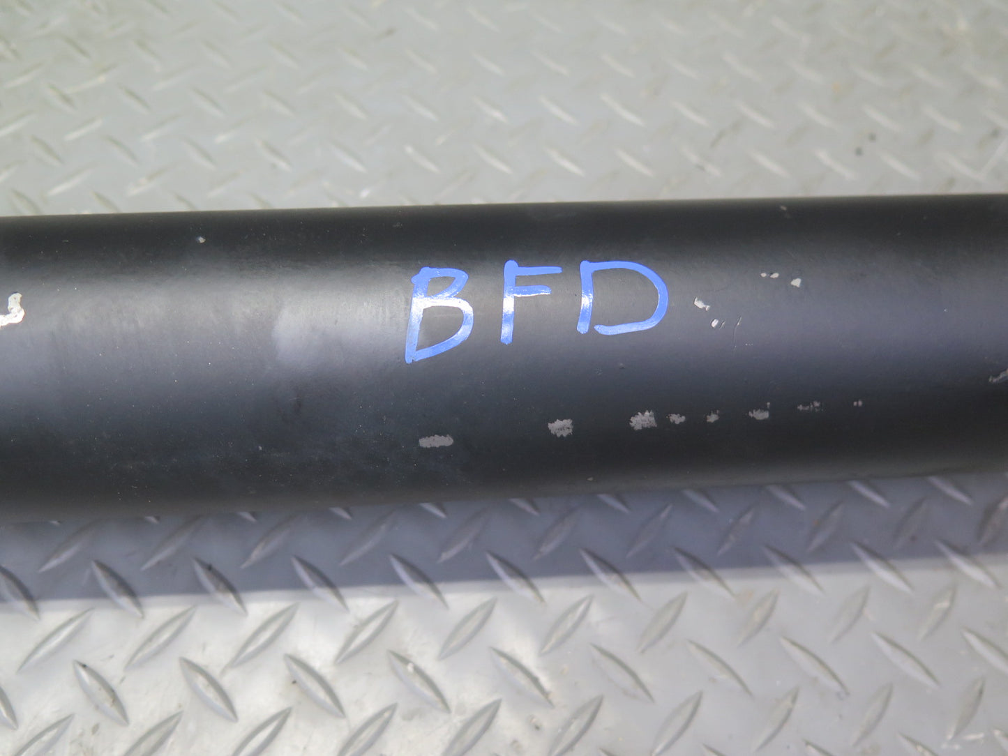 2006-2010 BMW E60 M5 SMG Rear Driveshaft Drive Shaft 2282720 55k Miles