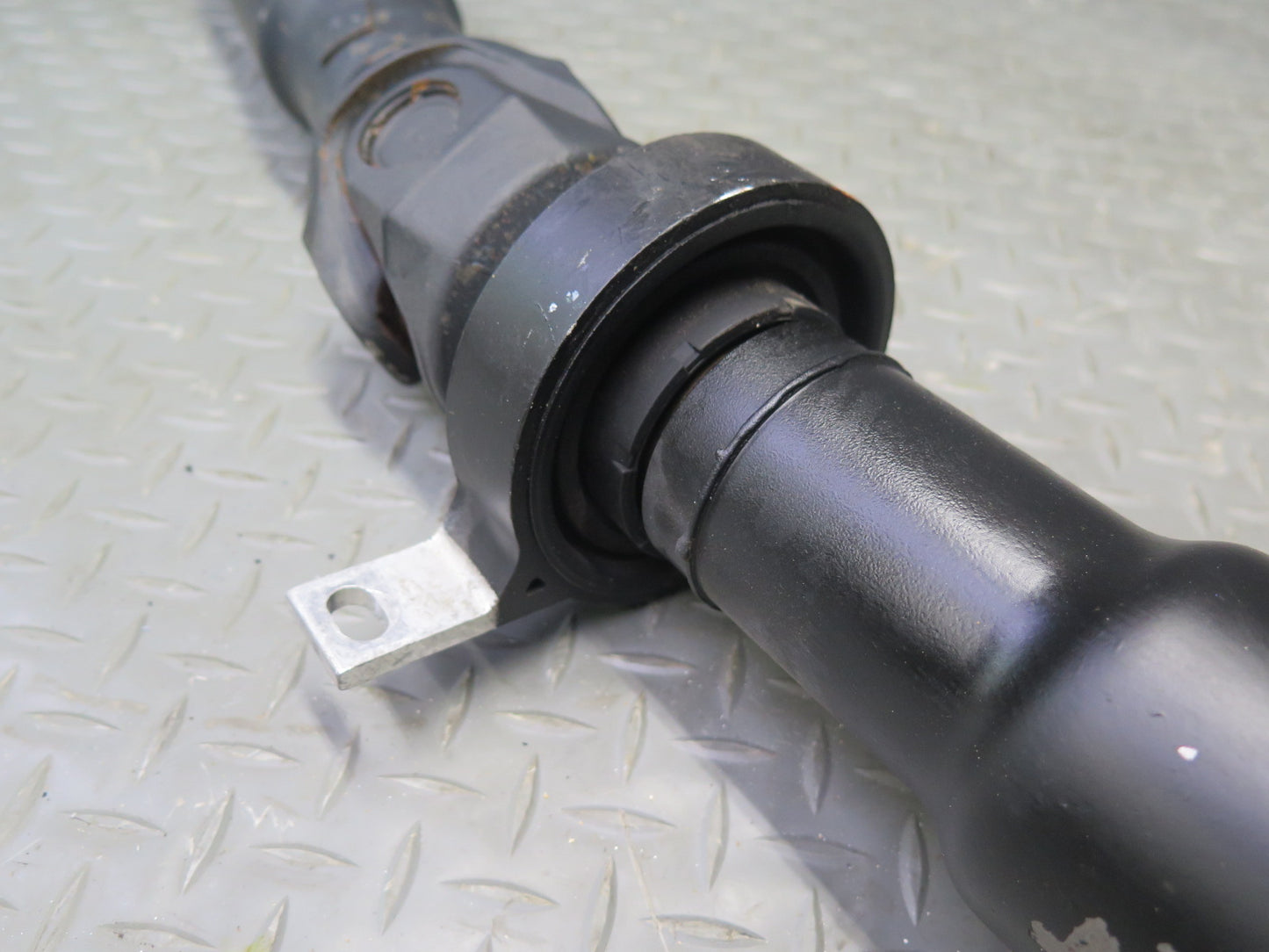 2006-2010 BMW E60 M5 SMG Rear Driveshaft Drive Shaft 2282720 55k Miles