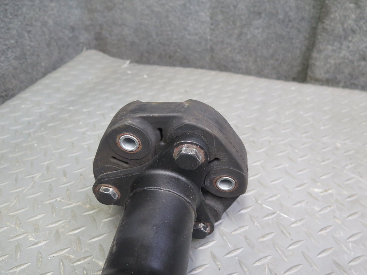 2006-2010 BMW E60 M5 SMG Rear Driveshaft Drive Shaft 2282720 55k Miles