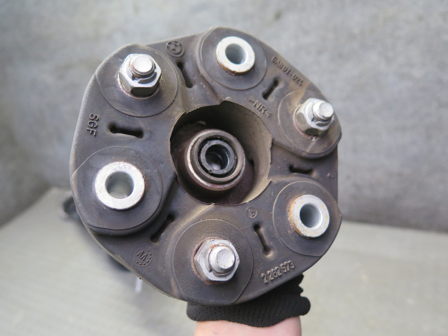 2006-2010 BMW E60 M5 SMG Rear Driveshaft Drive Shaft 2282720 55k Miles