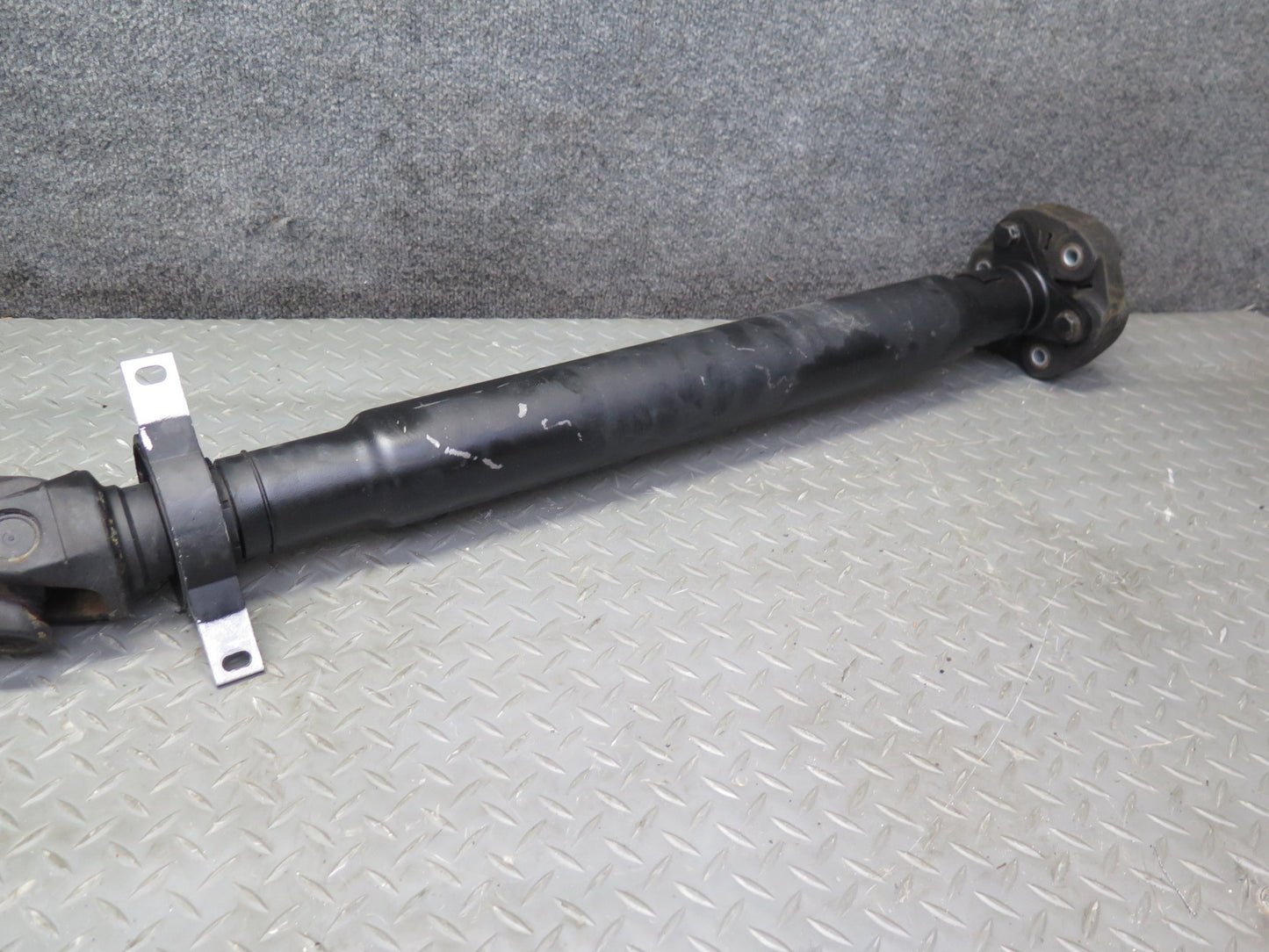 2006-2010 BMW E60 M5 SMG Rear Driveshaft Drive Shaft 2282720 55k Miles