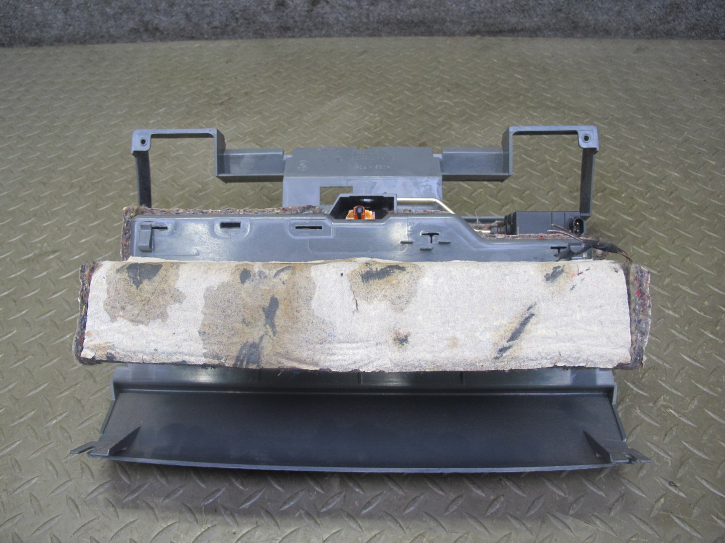 94-99 BMW E36 328iC Dash Front Right Glove Box Compartment Storage 8153013 OEM