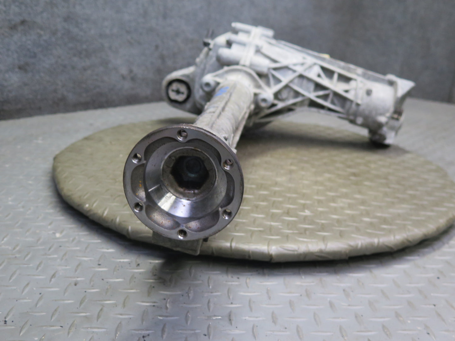 2011-2014 Porsche Cayenne 958 4.8L Turbo Front Axle Differential Carrier 2.92