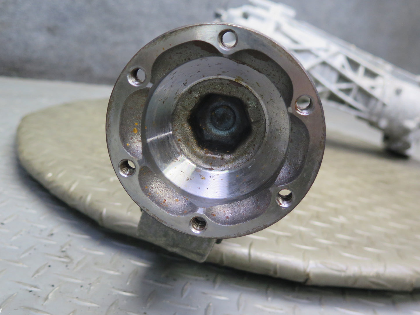 2011-2014 Porsche Cayenne 958 4.8L Turbo Front Axle Differential Carrier 2.92