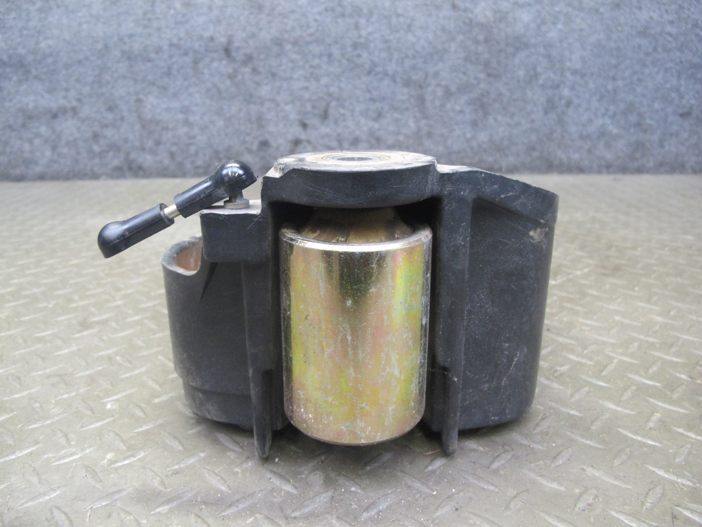 94-99 BMW E36 328iC Convertible Battery Tray Vibration Absorber Bracket OEM