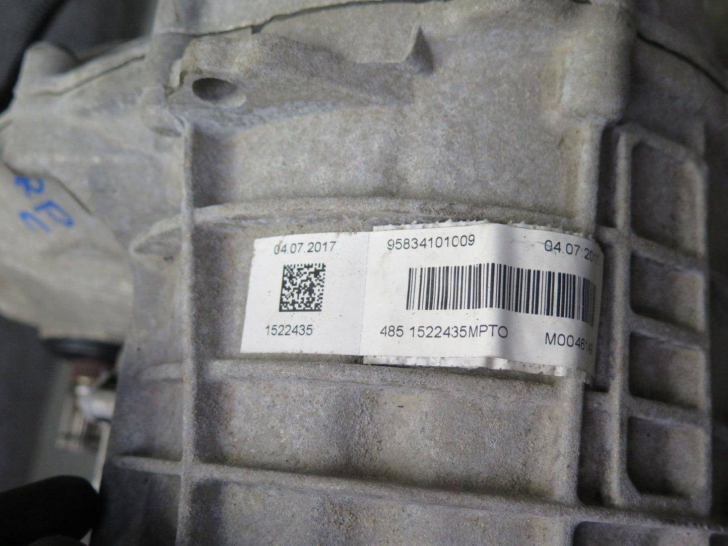 11-14 Porsche Cayenne 958 4.8L Turbo AWD Transmission Transfer Case Box W/ Motor