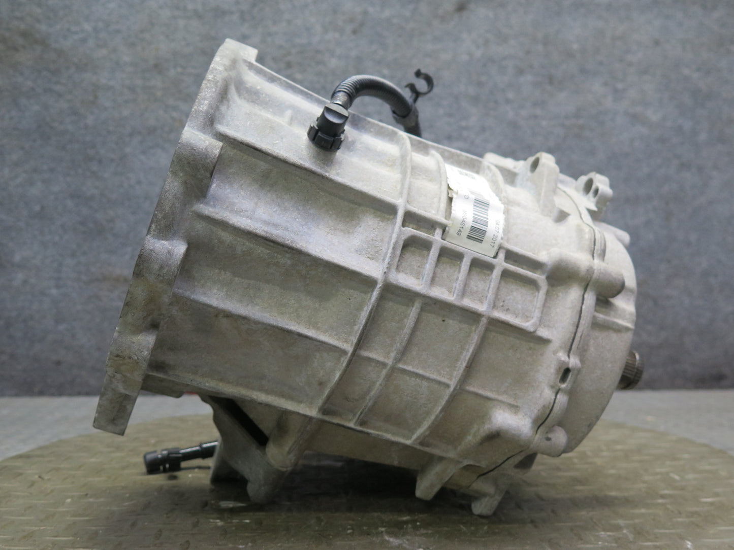 11-14 Porsche Cayenne 958 4.8L Turbo AWD Transmission Transfer Case Box W/ Motor