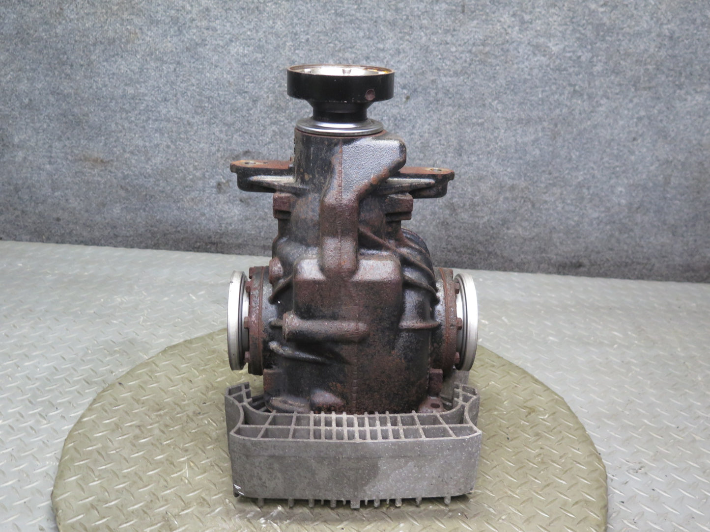 2006-2010 BMW E60 M5 SMG LSD Rear Differential Carrier 3.62 Ratio 2283062 55k