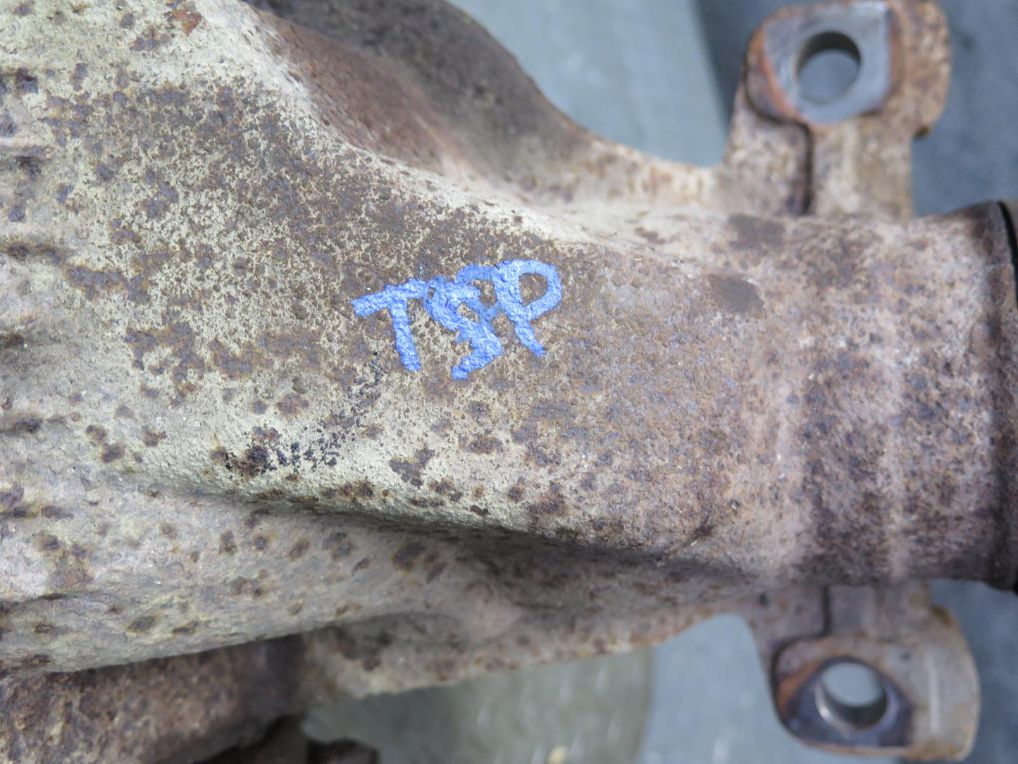 89-92 Toyota Supra MK3 NA A/T G284 Rear Differential Carrier 4.3 Ratio 118k OEM