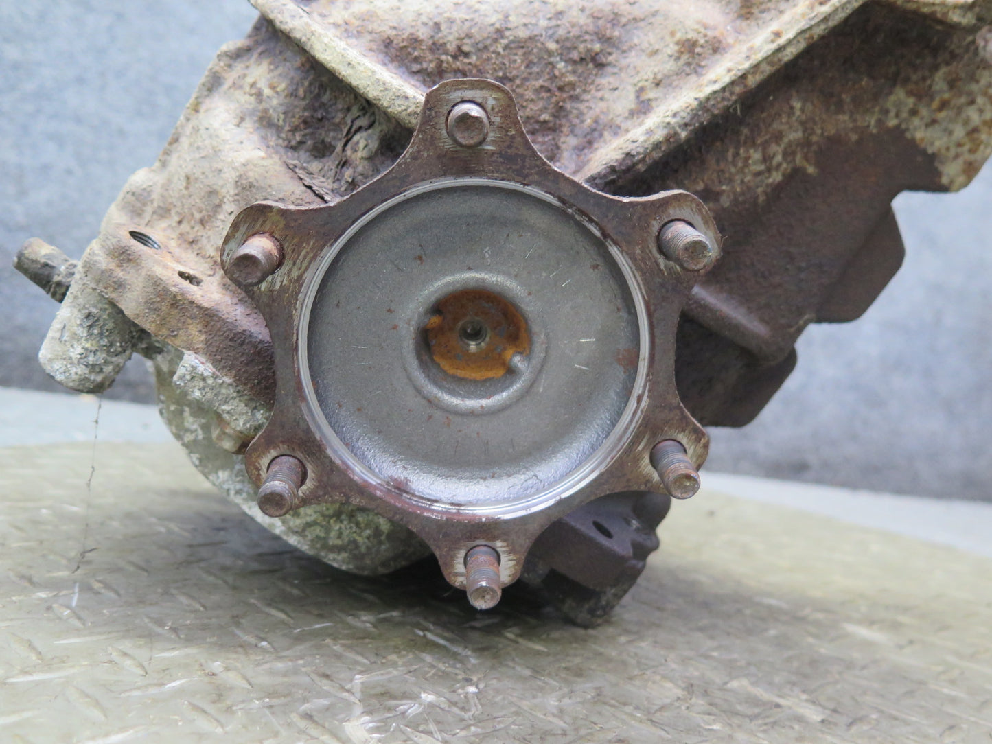 89-92 Toyota Supra MK3 NA A/T G284 Rear Differential Carrier 4.3 Ratio 118k OEM