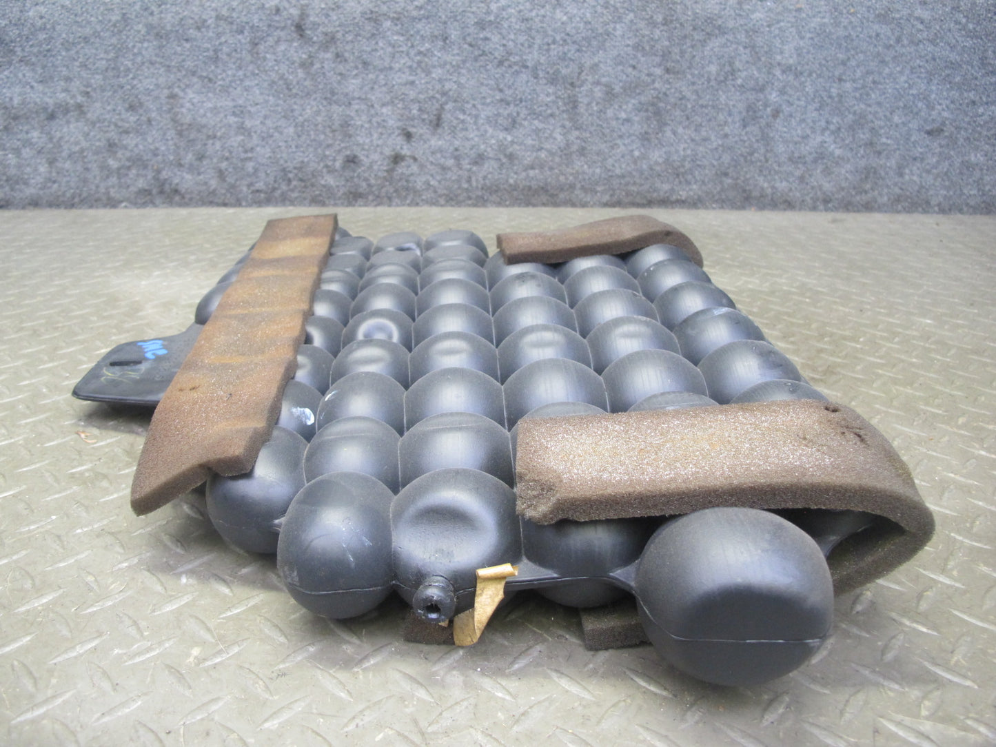 77-85 Mercedes W123 300D 240D Vacuum Reservoir Tank 1238001419 OEM