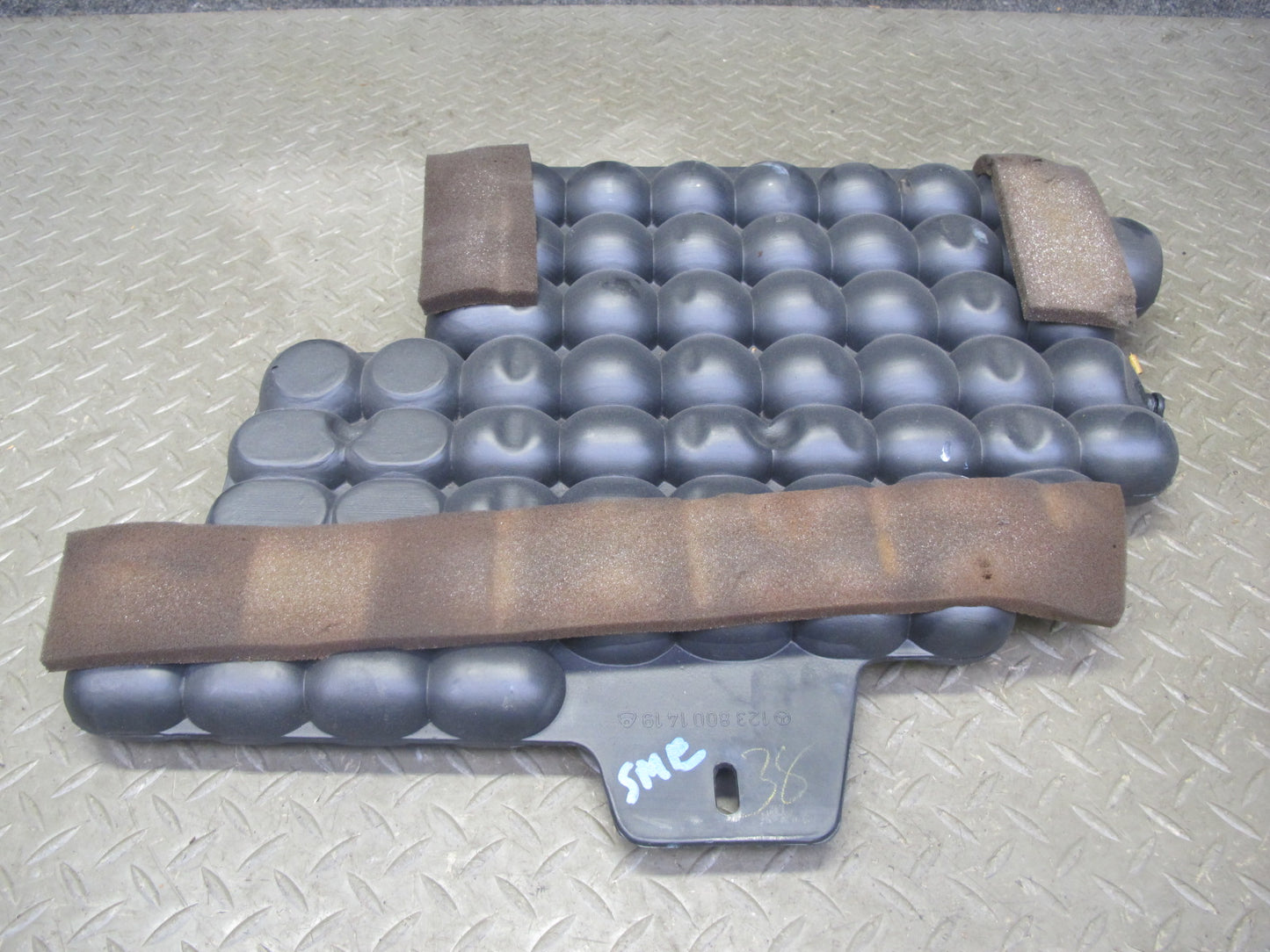 77-85 Mercedes W123 300D 240D Vacuum Reservoir Tank 1238001419 OEM