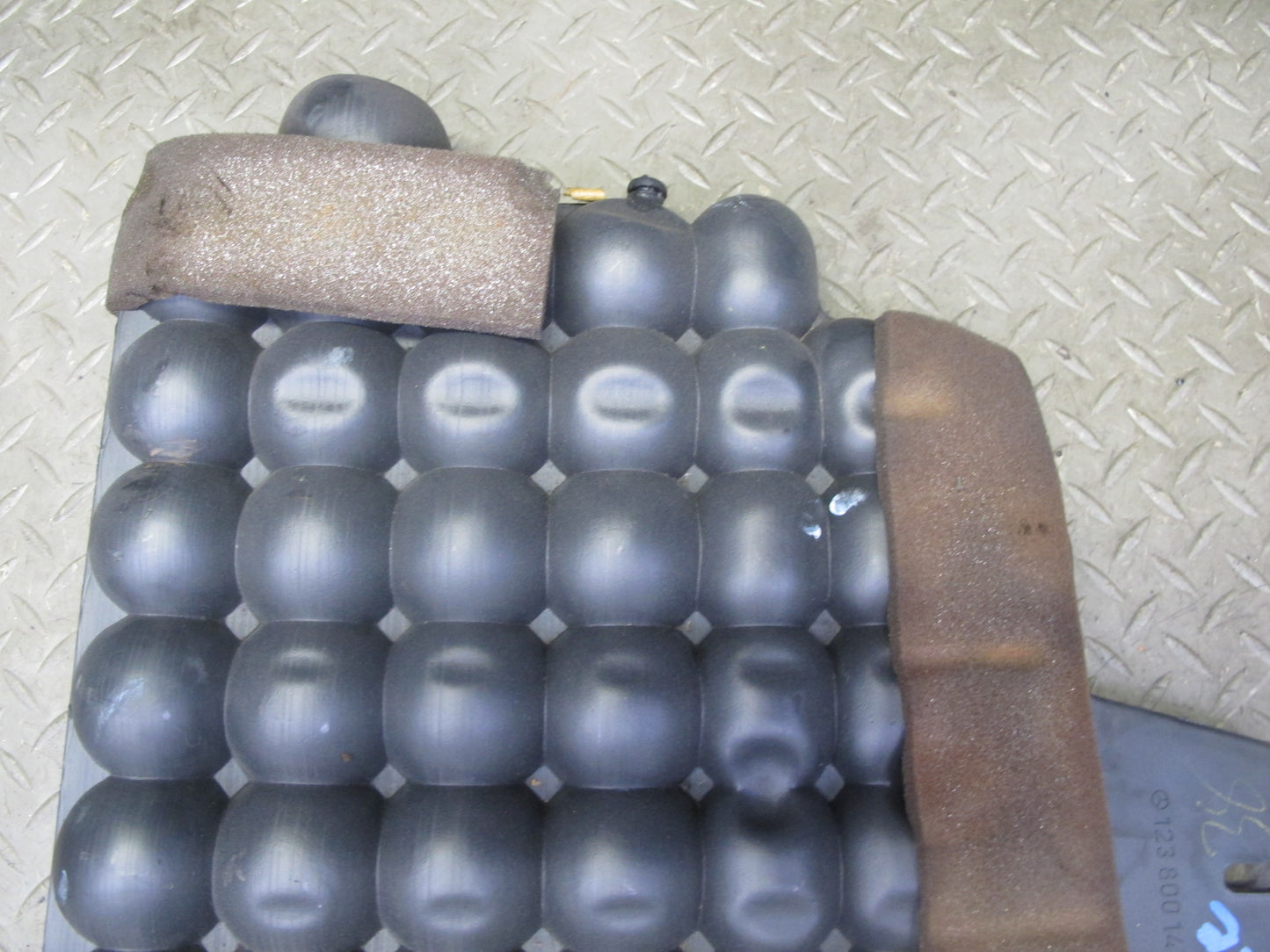 77-85 Mercedes W123 300D 240D Vacuum Reservoir Tank 1238001419 OEM