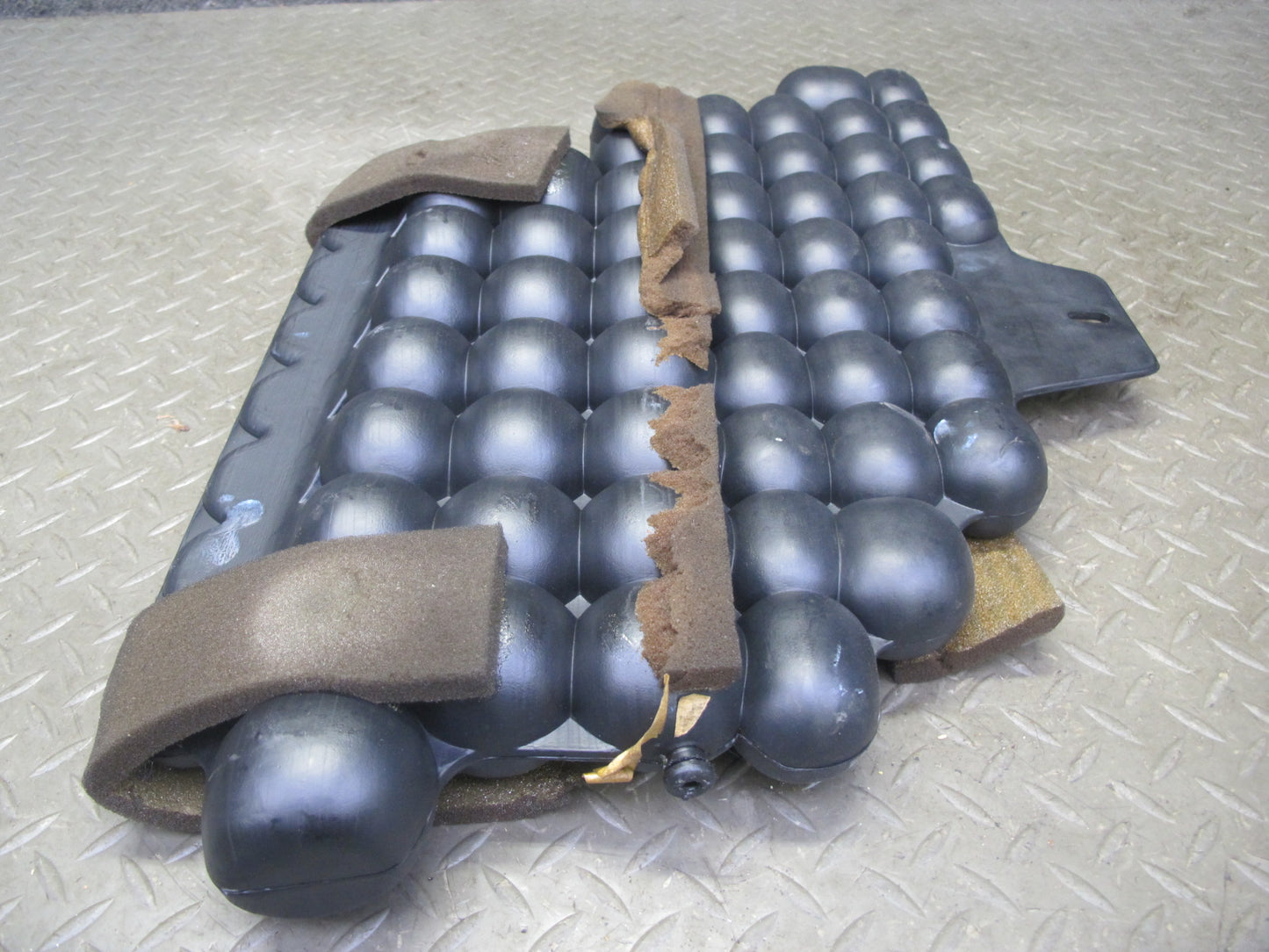 77-85 Mercedes W123 300D 240D Vacuum Reservoir Tank 1238001419 OEM