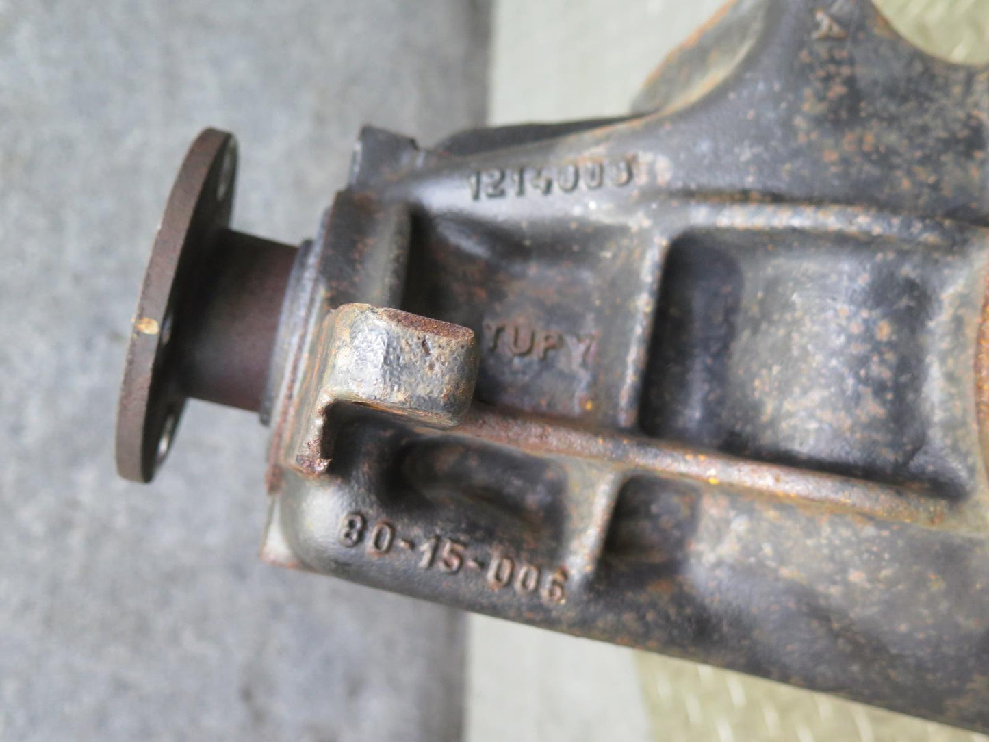 96-99 BMW E36/7 Z3 1.9L M44 M/T Rear Differential Carrier 3.45 Ratio OEM