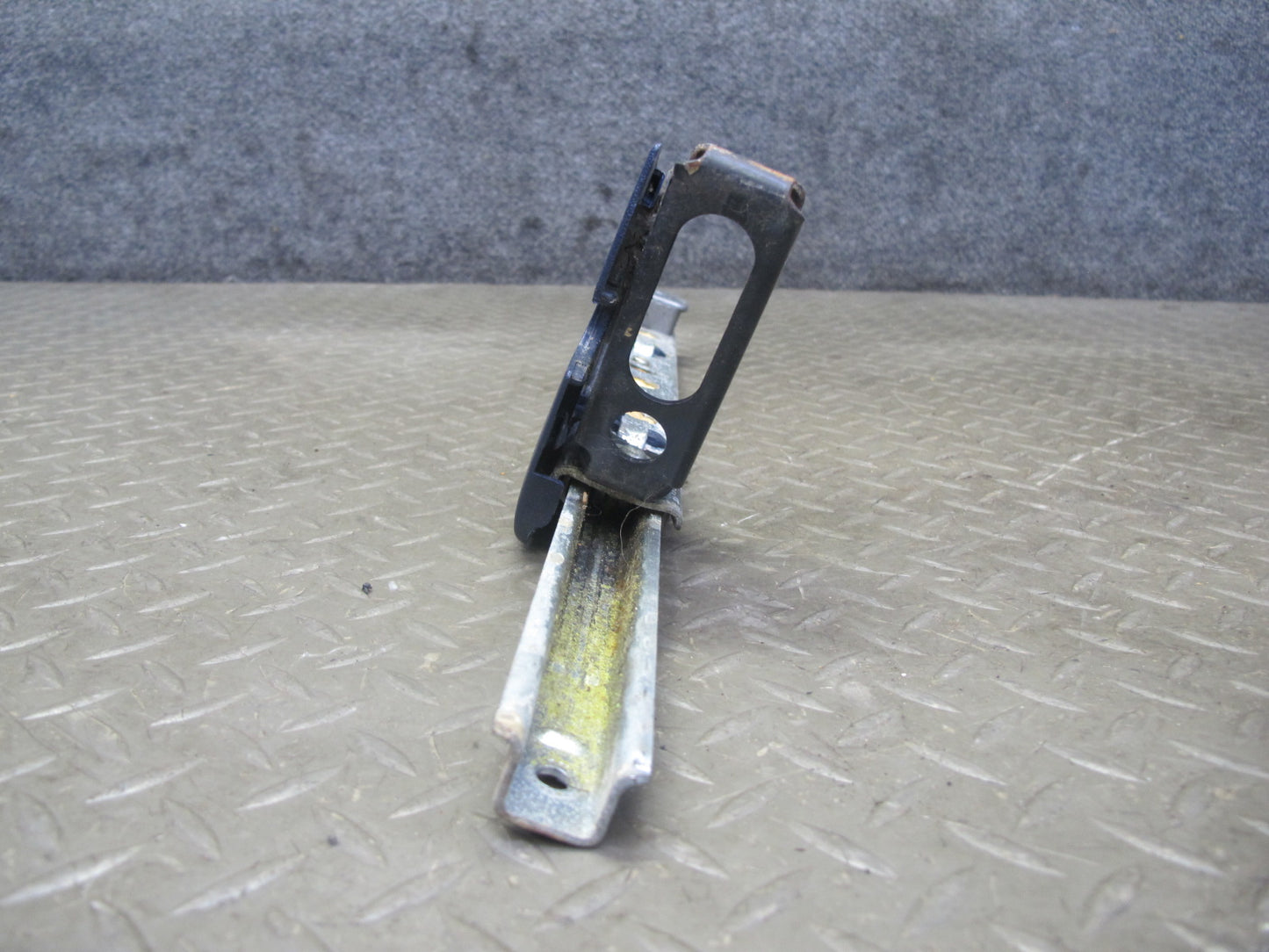 82-85 Mercedes W123 Front Right Seat Track Rail w Handle & Cover Blue Set OEM