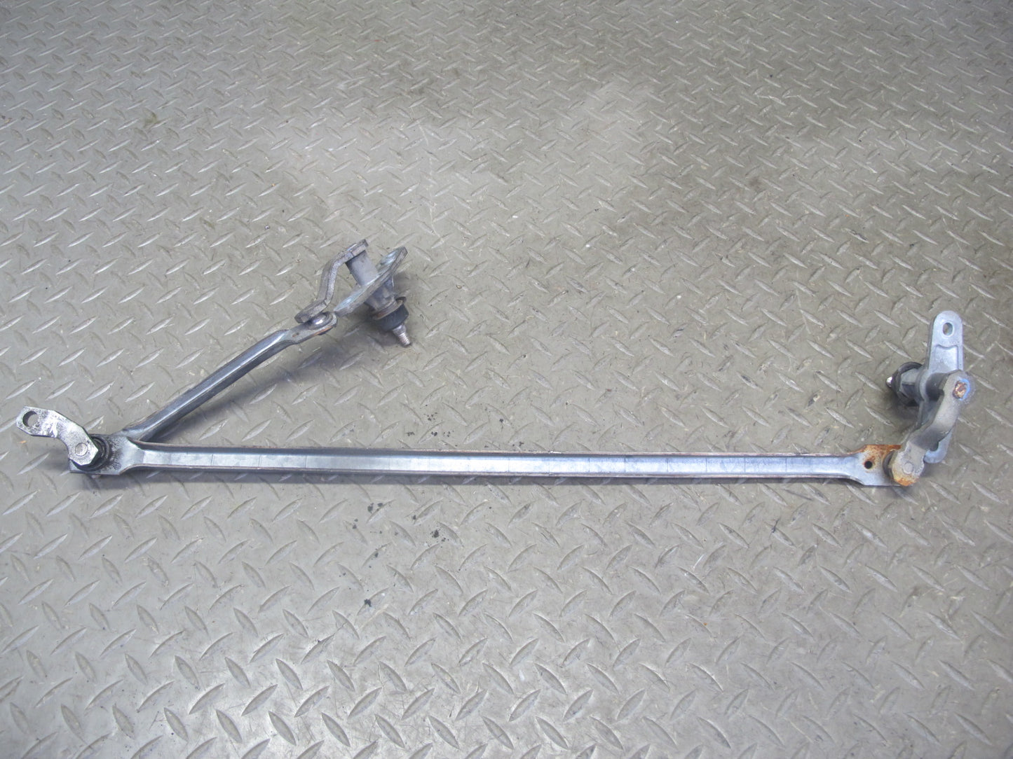 77-85 Mercedes W123 300D 240D Windshield Wiper Transmission Linkage w Motor OEM