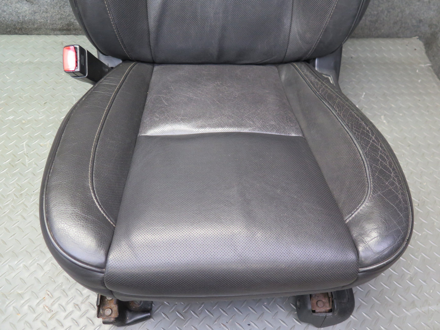2013-2014 Cadillac Escalade Platinum Front Left & Right Leather Seat Set of 2
