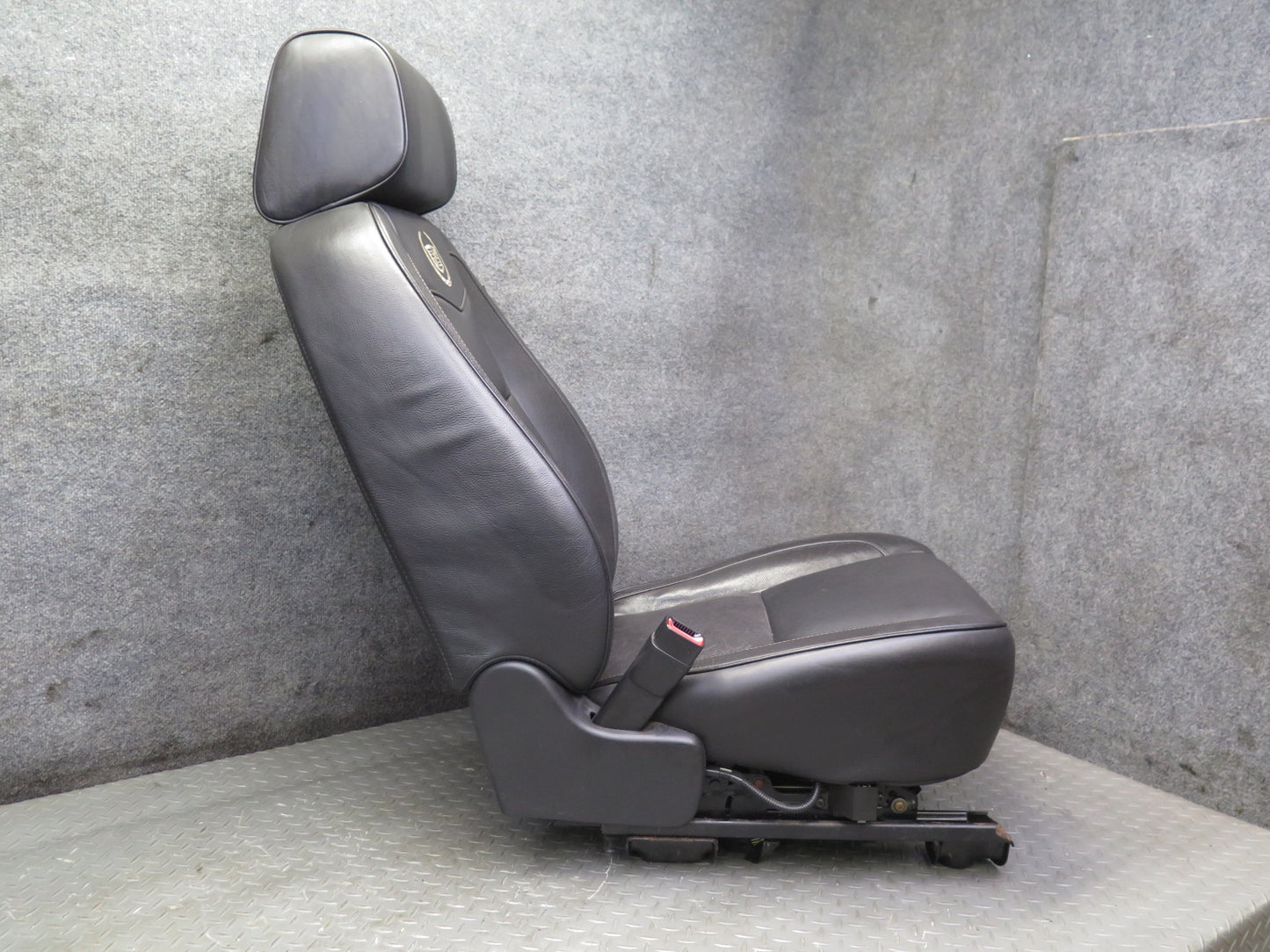 2013-2014 Cadillac Escalade Platinum Front Left & Right Leather Seat Set of 2