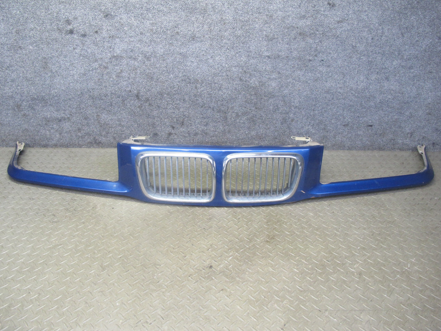 97-99 BMW E36 328ic Front Nose Panel Cover Blue w Kindley Grille Assembly OEM