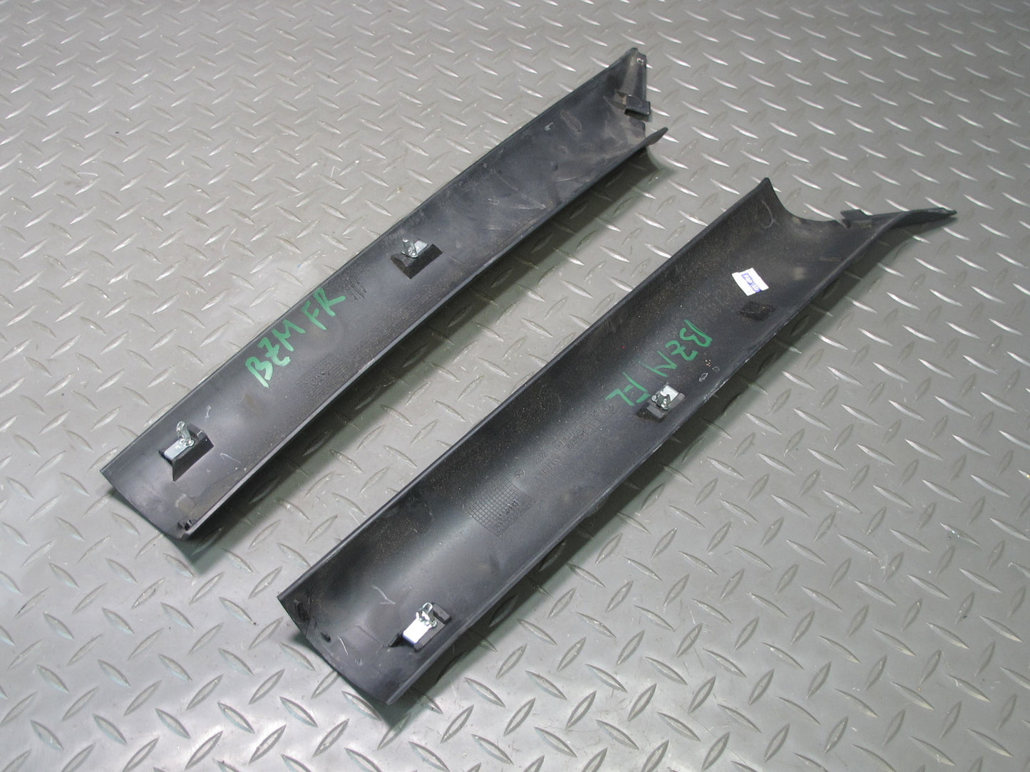 96-02 BMW E36/7 Z3 Roadster Set of 2 Front A Pillar Trim Cover Panel Black OEM