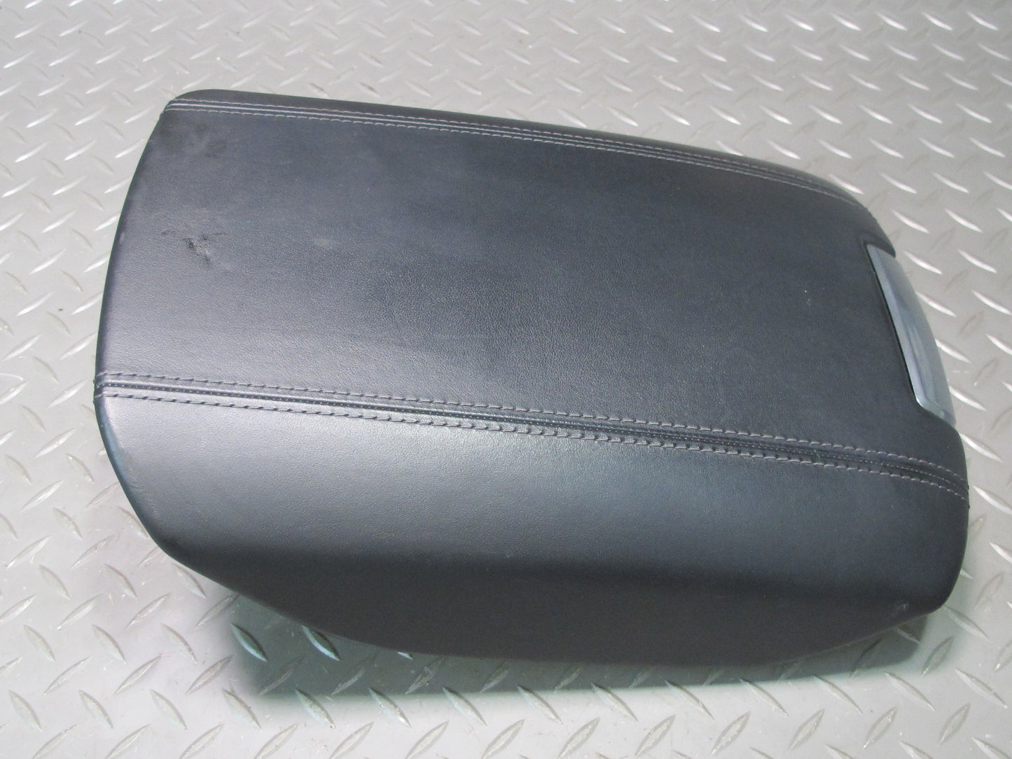 2011-2018 Porsche Cayenne 958 Center Console Lid Armrest Cover Leather Black