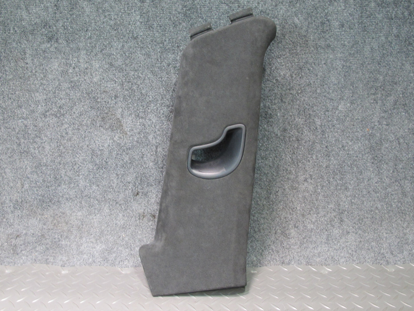 2011-2018 Porsche Cayenne 958 Rear Left & Right Upper C Pillar Trim Panel Set