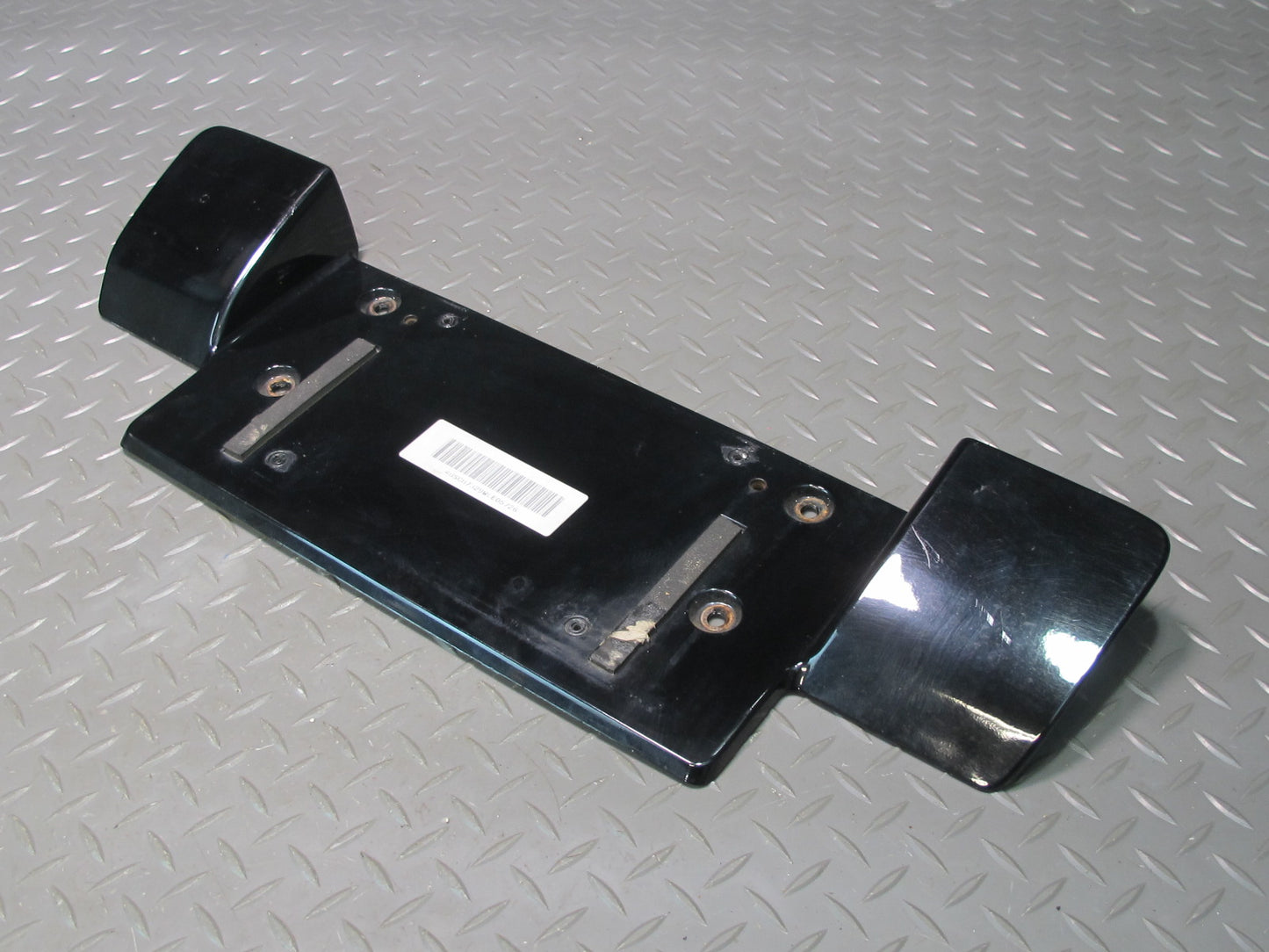 96-99 BMW E36/7 Z3 Rear License Plate Panel Mount Bracket Black 8397263 OEM