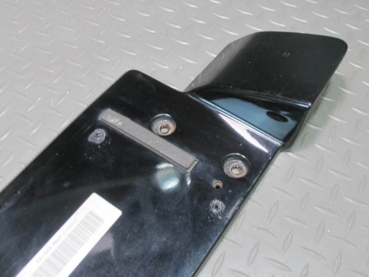 96-99 BMW E36/7 Z3 Rear License Plate Panel Mount Bracket Black 8397263 OEM
