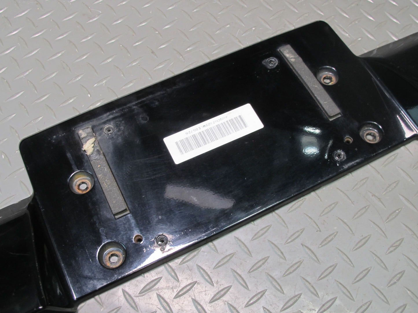 96-99 BMW E36/7 Z3 Rear License Plate Panel Mount Bracket Black 8397263 OEM