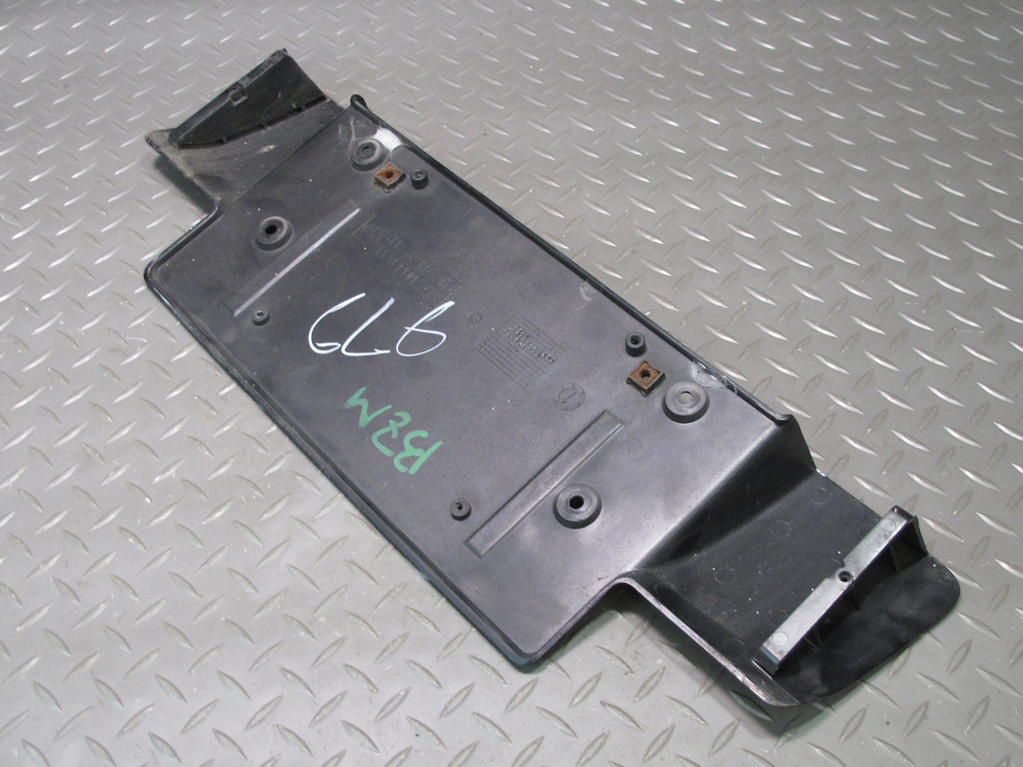 96-99 BMW E36/7 Z3 Rear License Plate Panel Mount Bracket Black 8397263 OEM