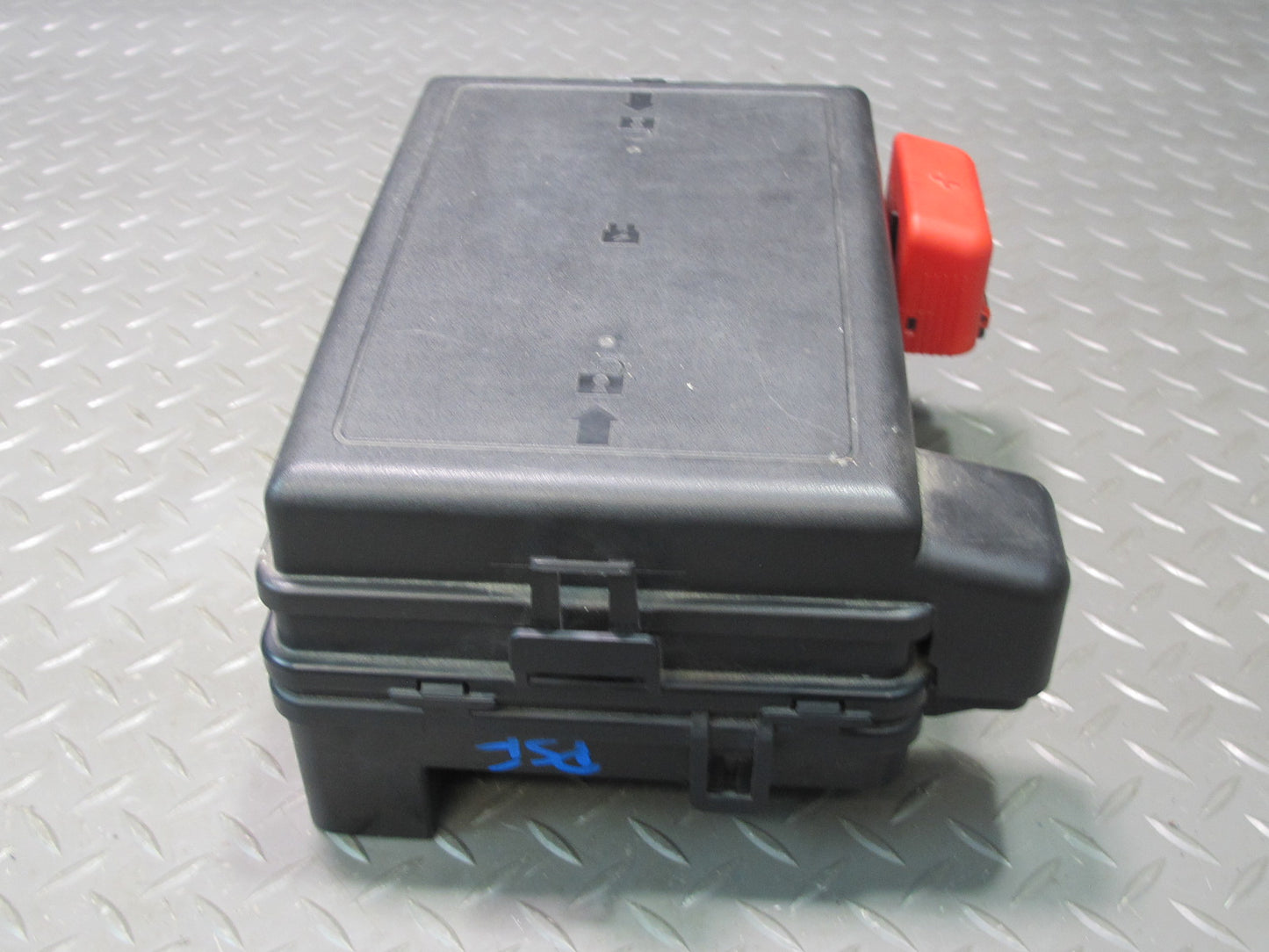 07-09 Pontiac Solstice 2.4L A/T Engine Bay Relay Fuse Box 15876645 OEM