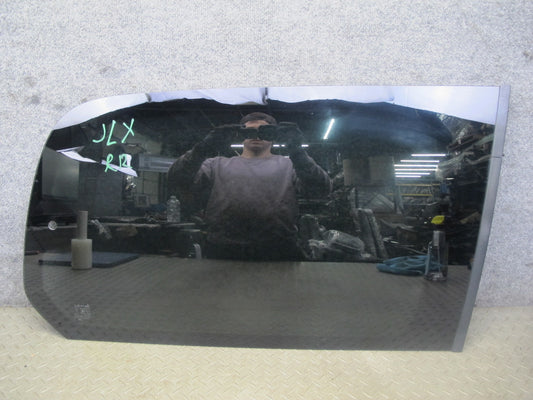 2004-2007 Lexus J100 LX470 Rear Right Quarter Glass Window