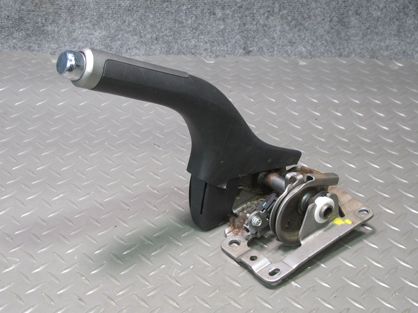 06-09 Pontiac Solstice Emergency Parking Handbrake Lever Handle Black OEM