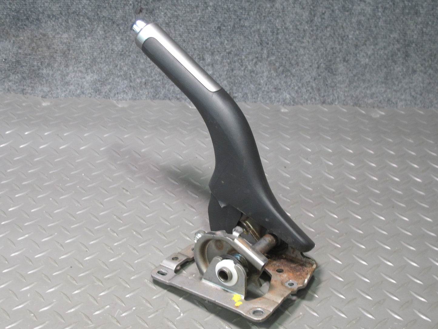 06-09 Pontiac Solstice Emergency Parking Handbrake Lever Handle Black OEM