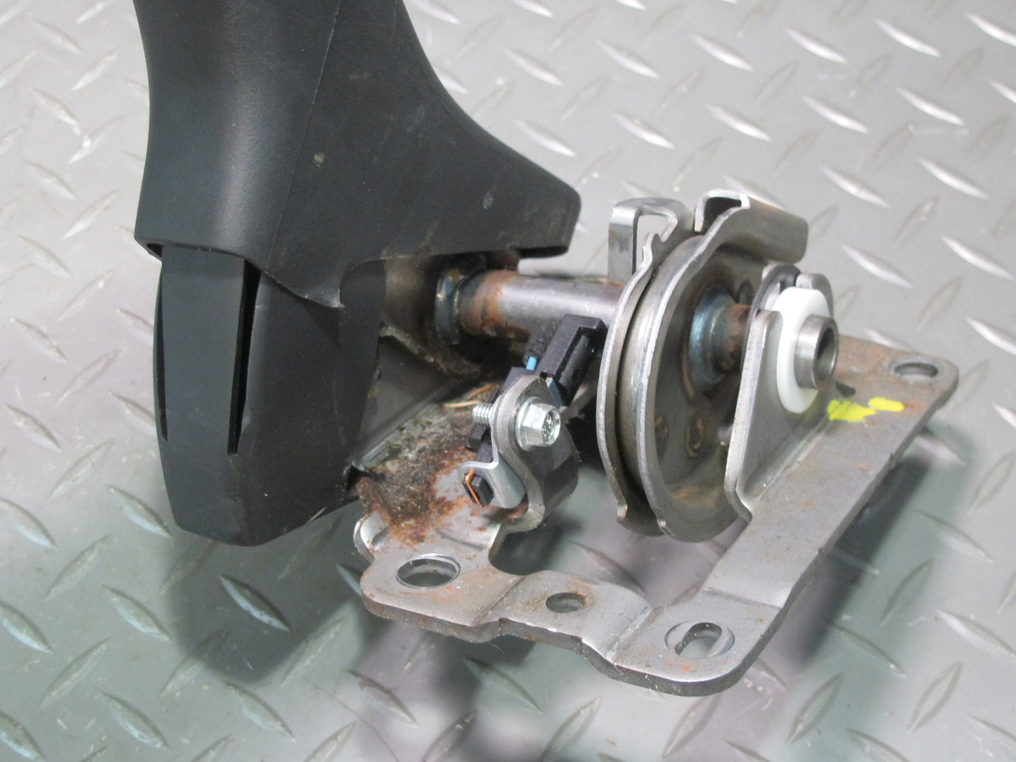 06-09 Pontiac Solstice Emergency Parking Handbrake Lever Handle Black OEM