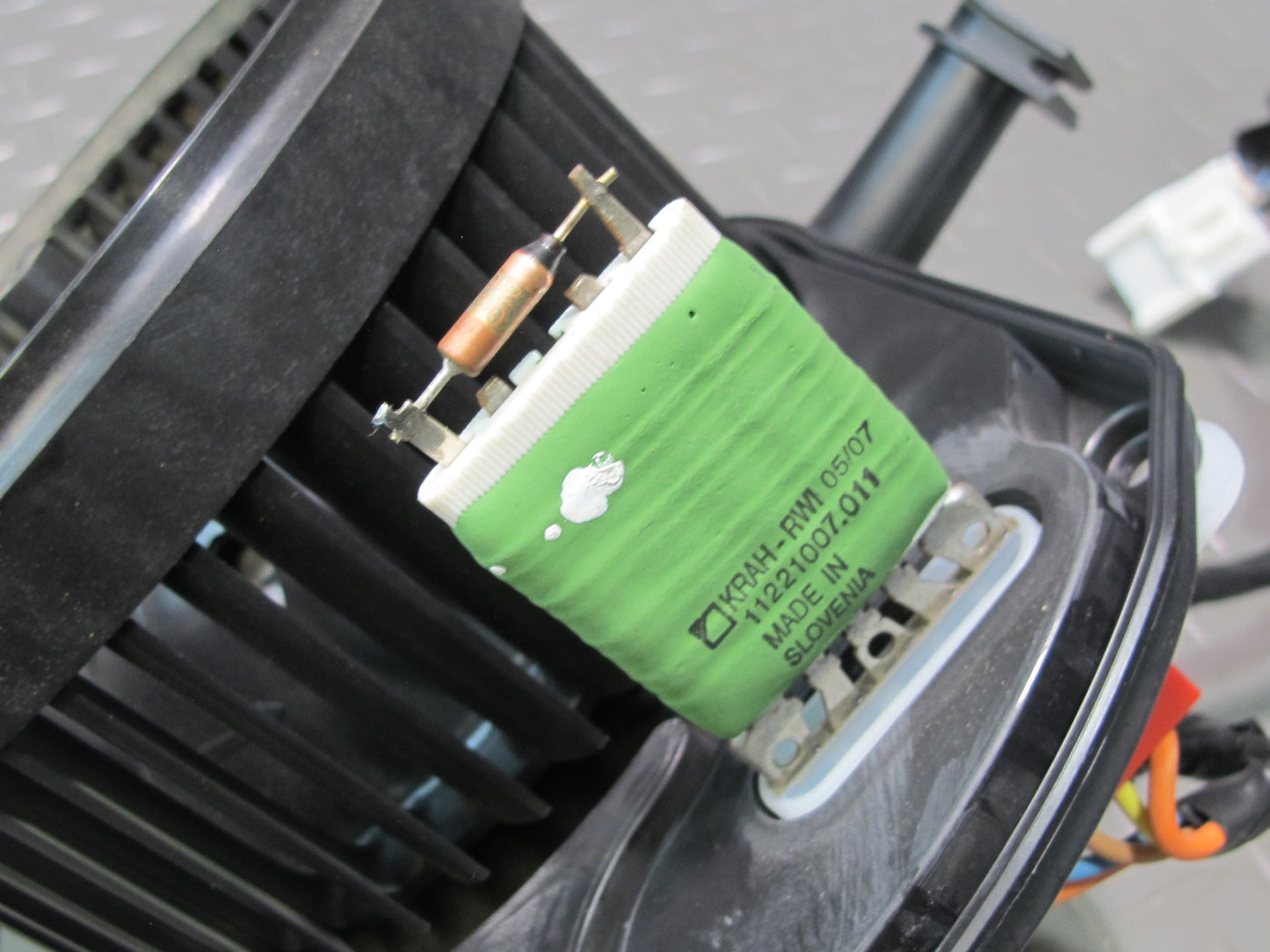 06-10 Pontiac Solstice SKY A/C Heater Blower Motor Fan w Resistor & Wiring OEM