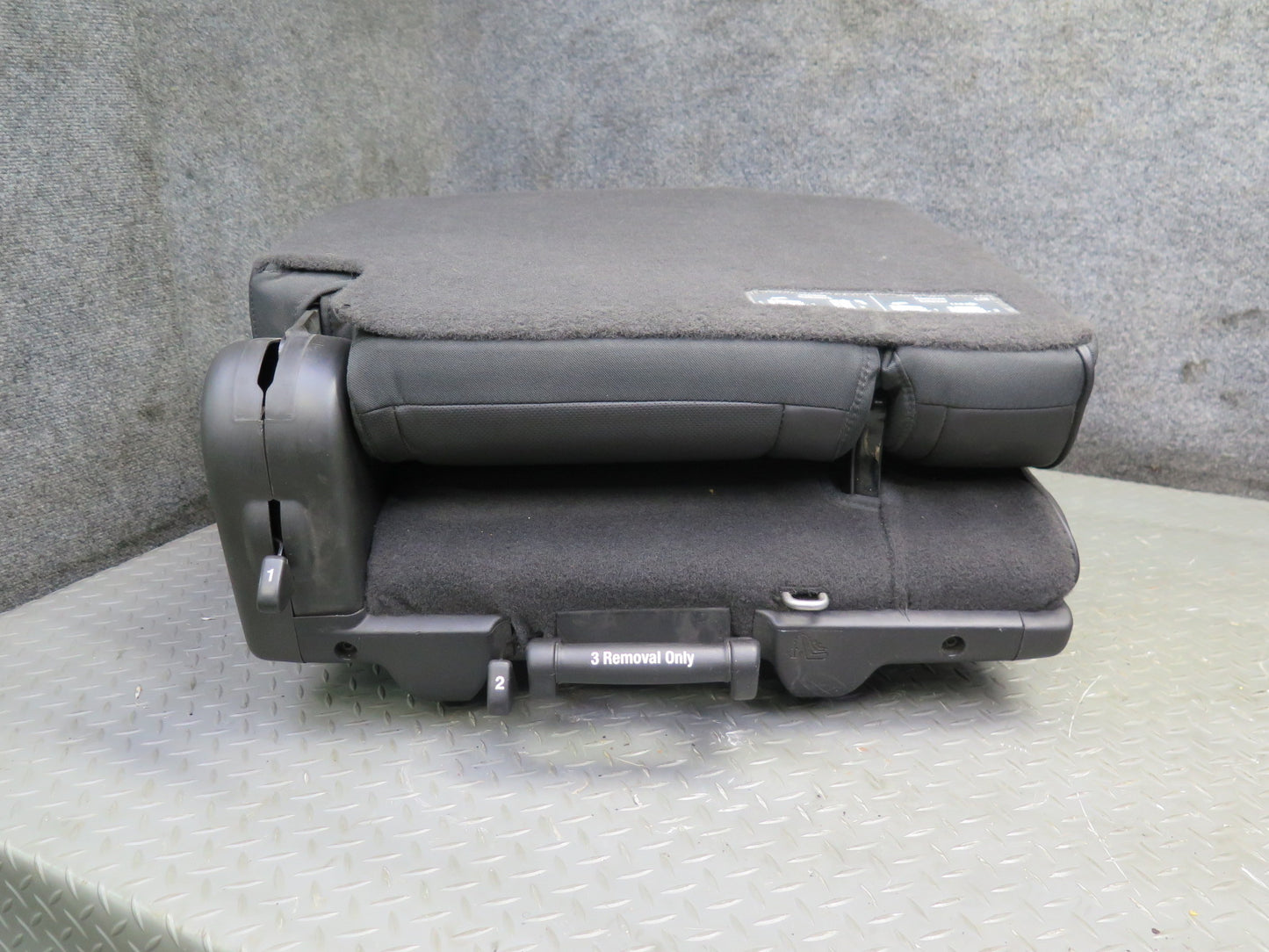 2012-2014 Cadillac Escalade Platinum Rear Left Third 3RD ROW Leather Seat