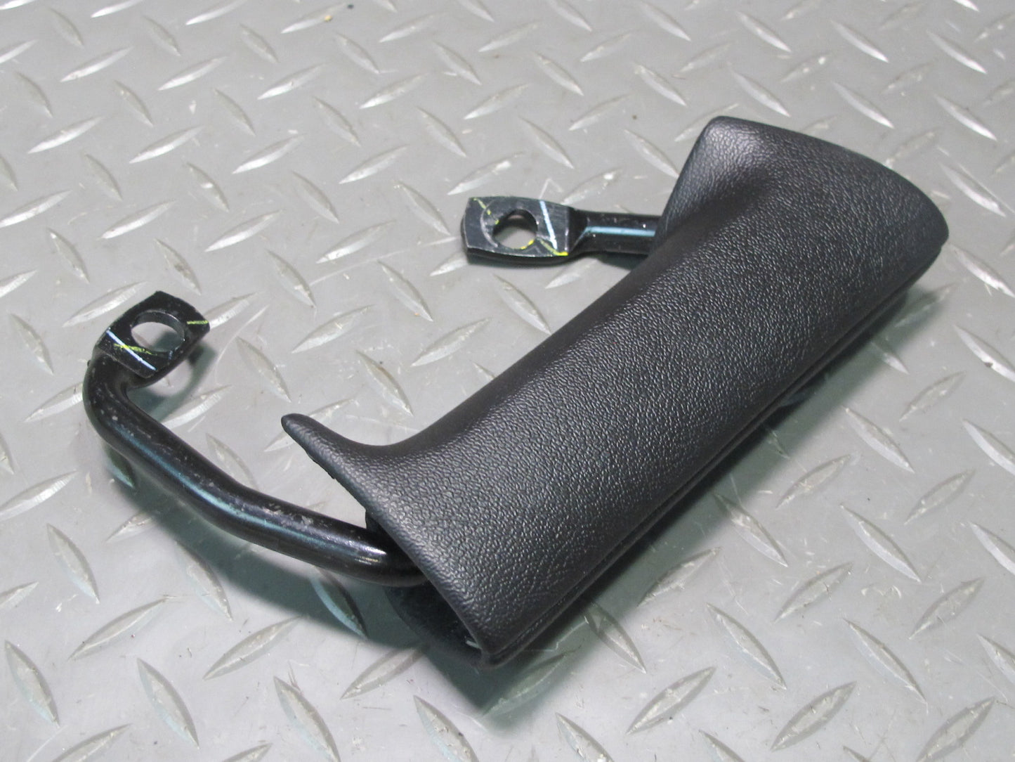 06-10 Pontiac Solstice Center Console Grab Handle Black OEM