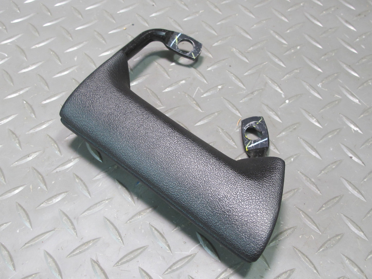 06-10 Pontiac Solstice Center Console Grab Handle Black OEM