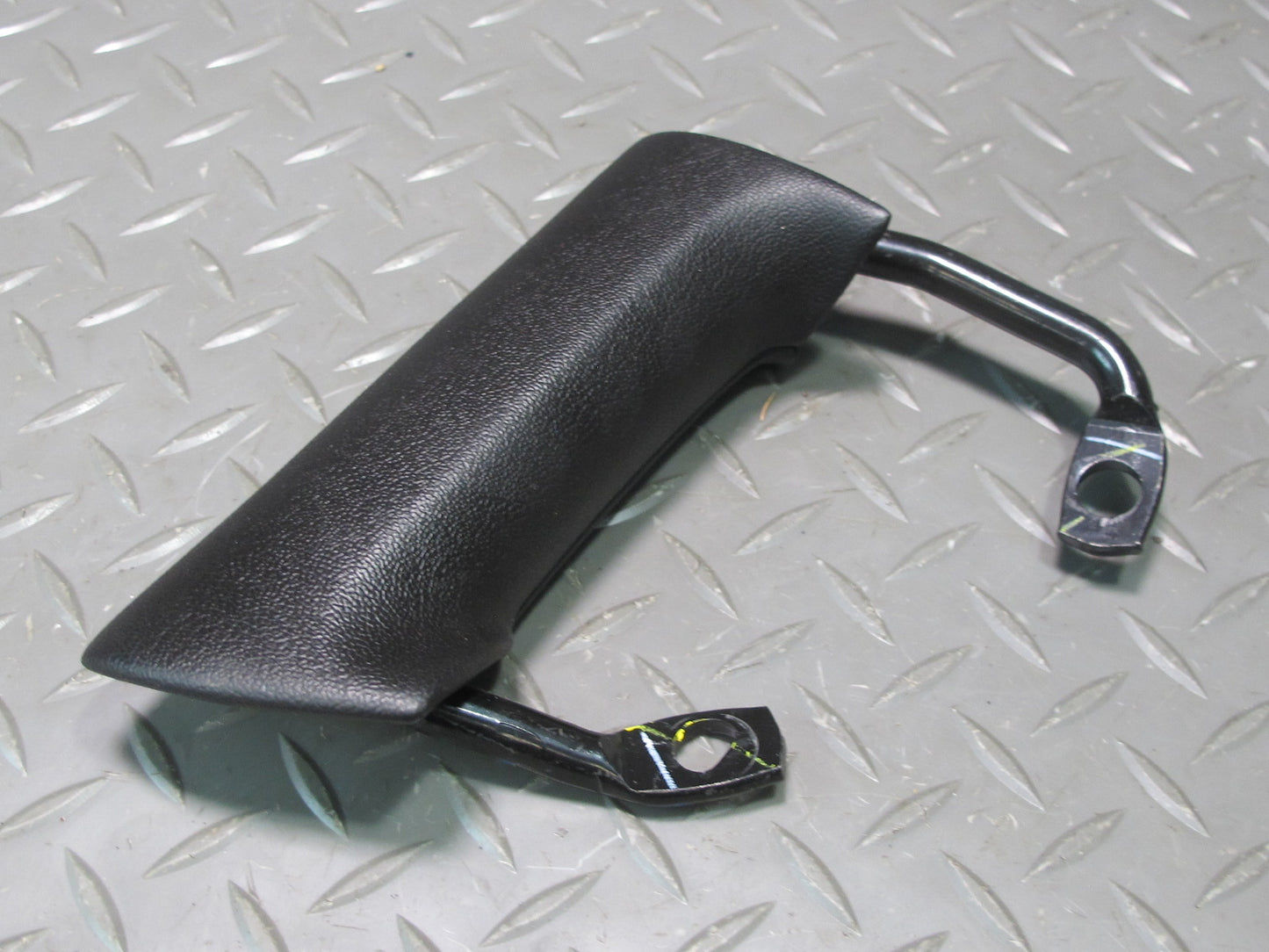 06-10 Pontiac Solstice Center Console Grab Handle Black OEM