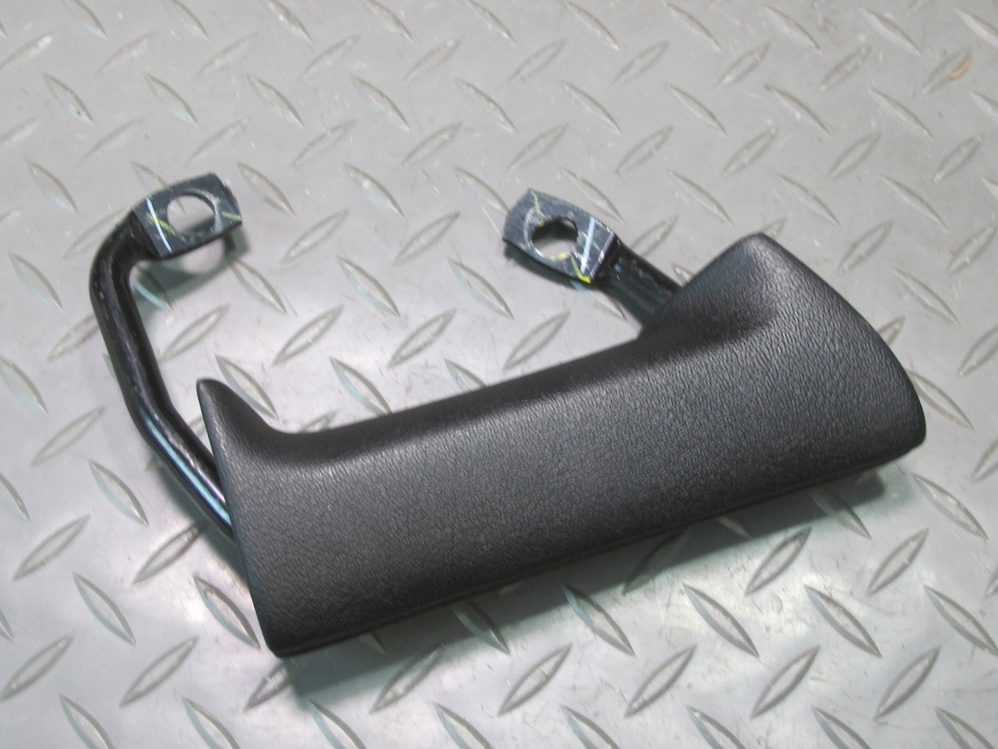 06-10 Pontiac Solstice Center Console Grab Handle Black OEM