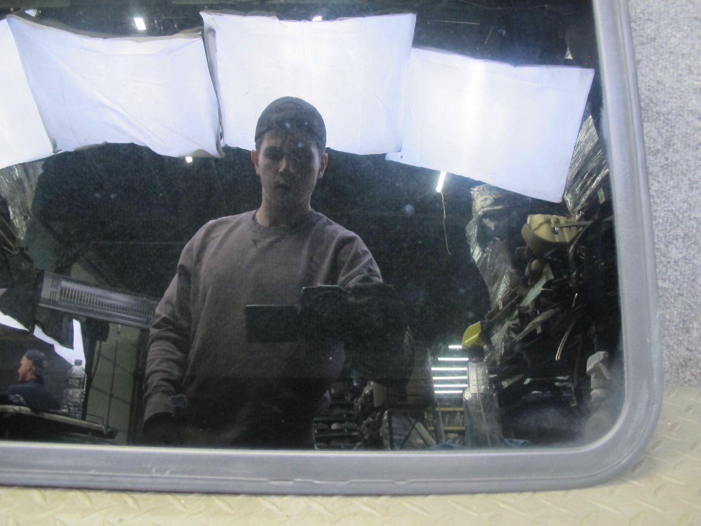 2001-2007 Lexus UZJ100L LX470 Sunroof Glass Window