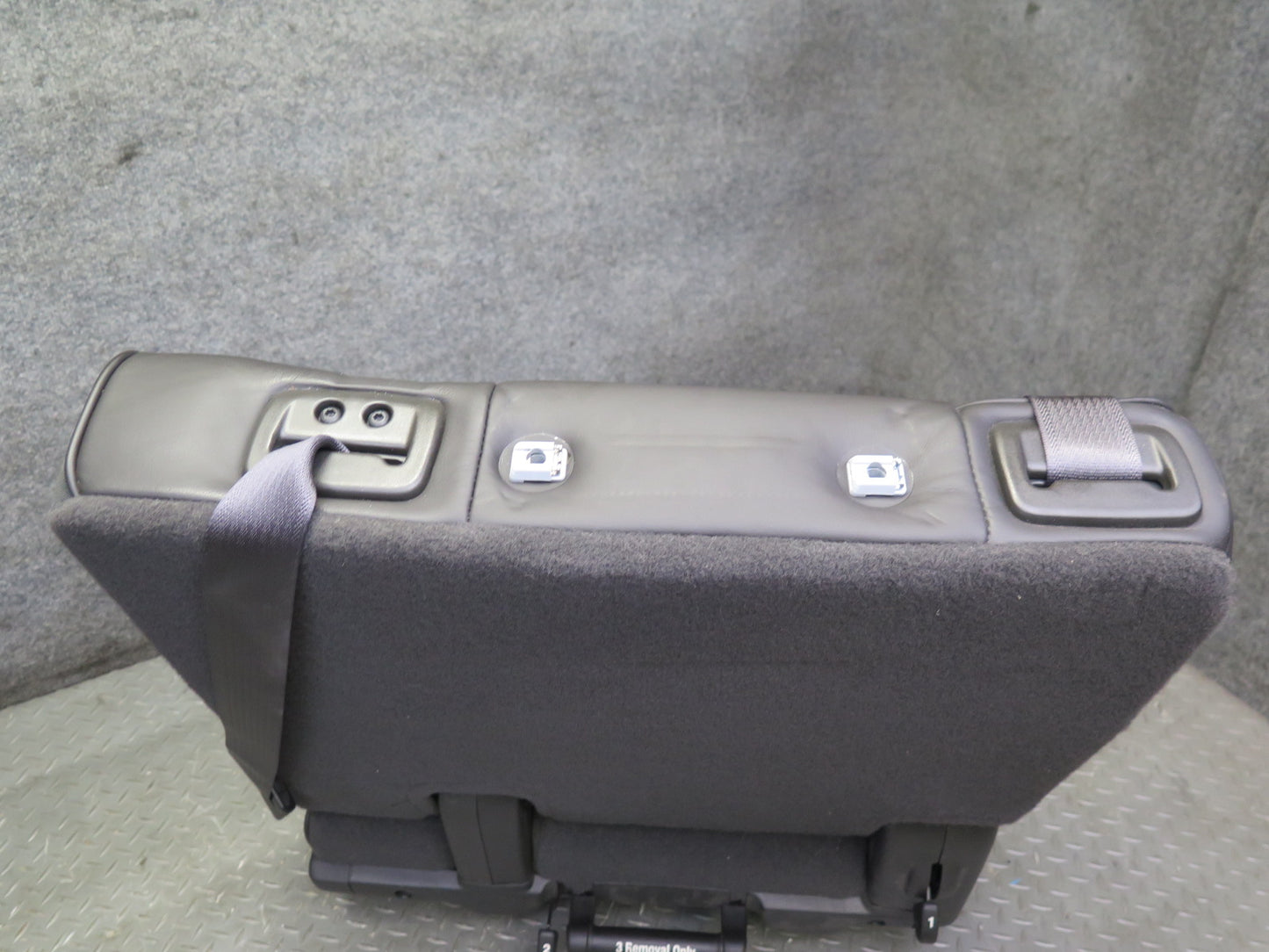 2012-2014 Cadillac Escalade Platinum Rear Right Third 3RD ROW Leather Seat