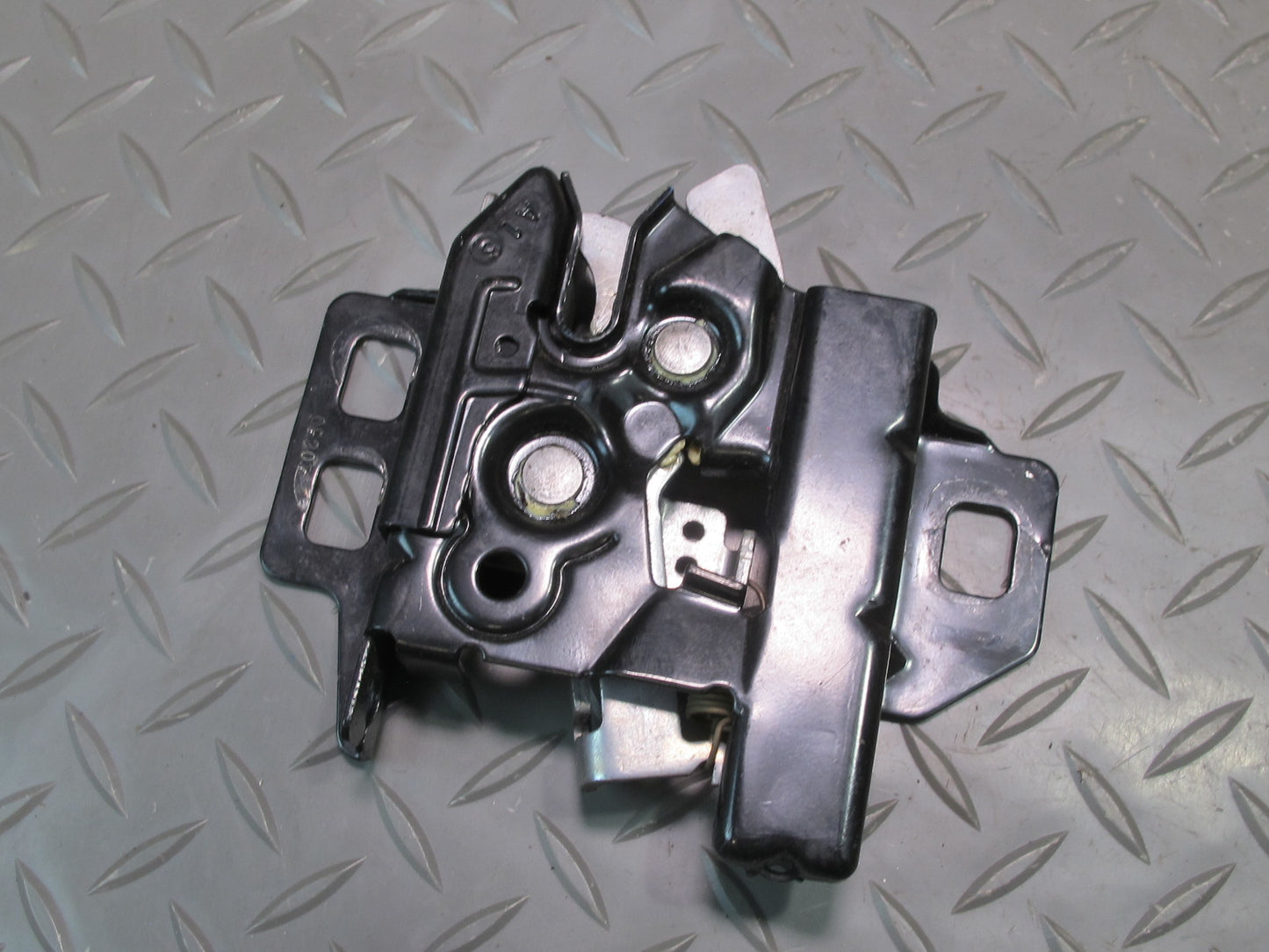 06-10 Pontiac Solstice Saturn SKY Front Hood Lock Latch Set w Release Cable OEM